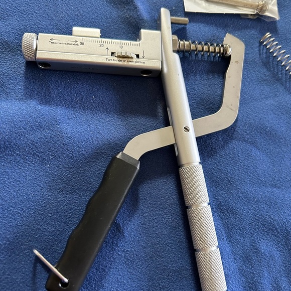 Watch Band Sizing Tool with extra pin and spring - Picture 5 of 6